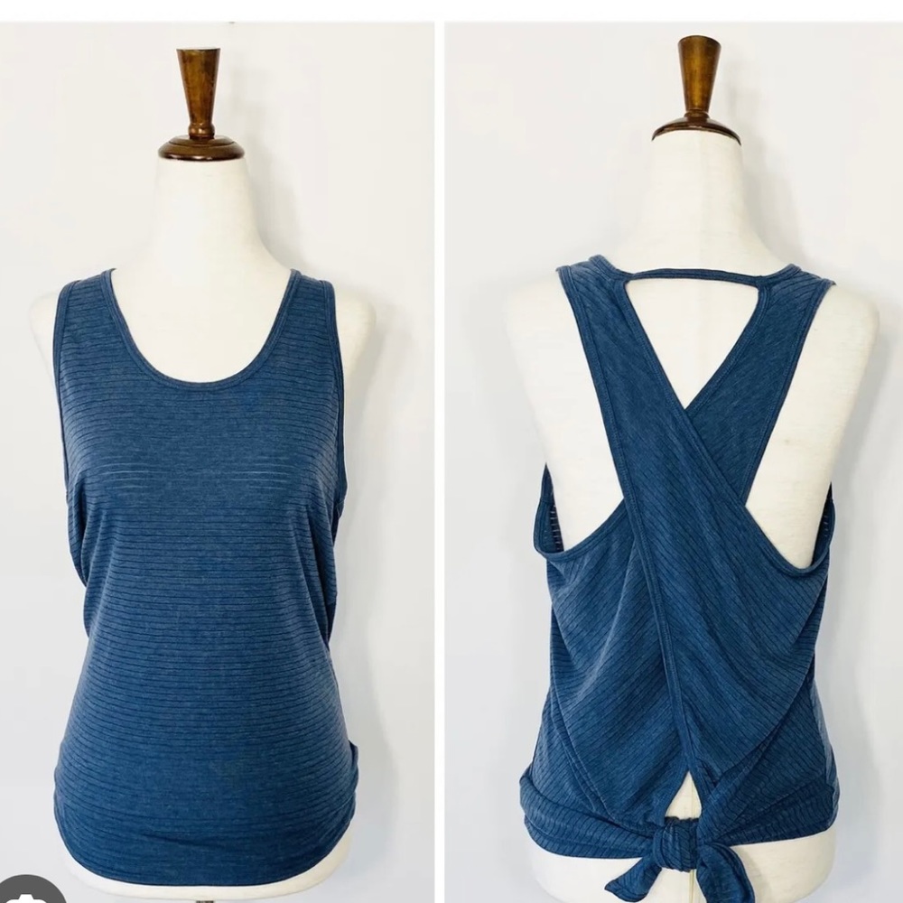 Athleta Size XS Blue Stripe Cross Tie Knot Back Workout Tank Athletic